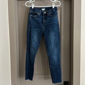 Good American Good Legs Crop Skinny Jeans